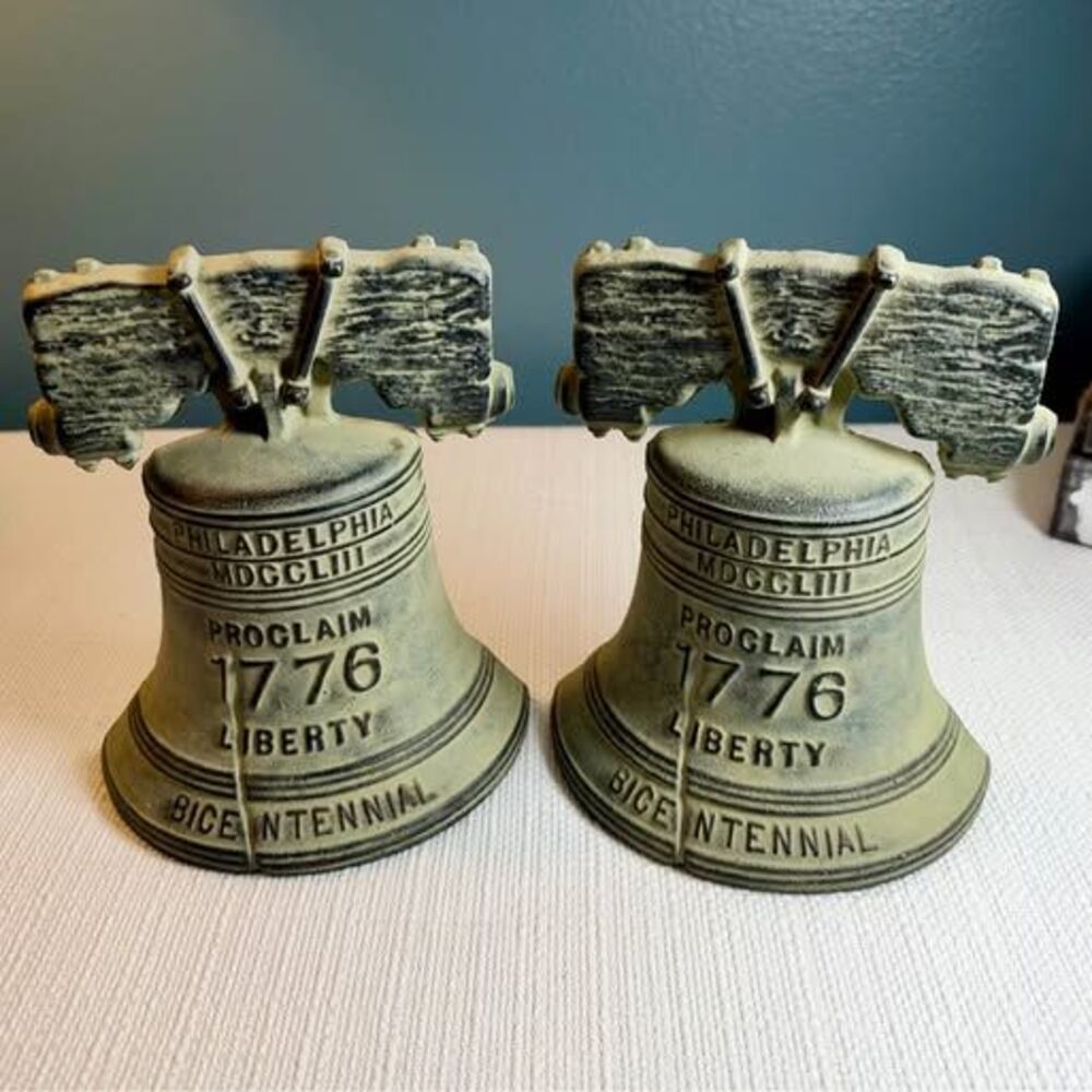 Vintage Virginia Metalcrafters Liberty Bell Bicentennial Bookends 1776–1976